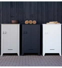 Komoda GIJS 142 cm drewno sosna czarna