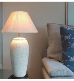 Lampa stołowa ABARMAL 57 cm ceramika antyczna biel