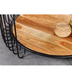Stolik kawowy TRUE ELEMENTS 70 cm drewno akacjowe czarny naturalny